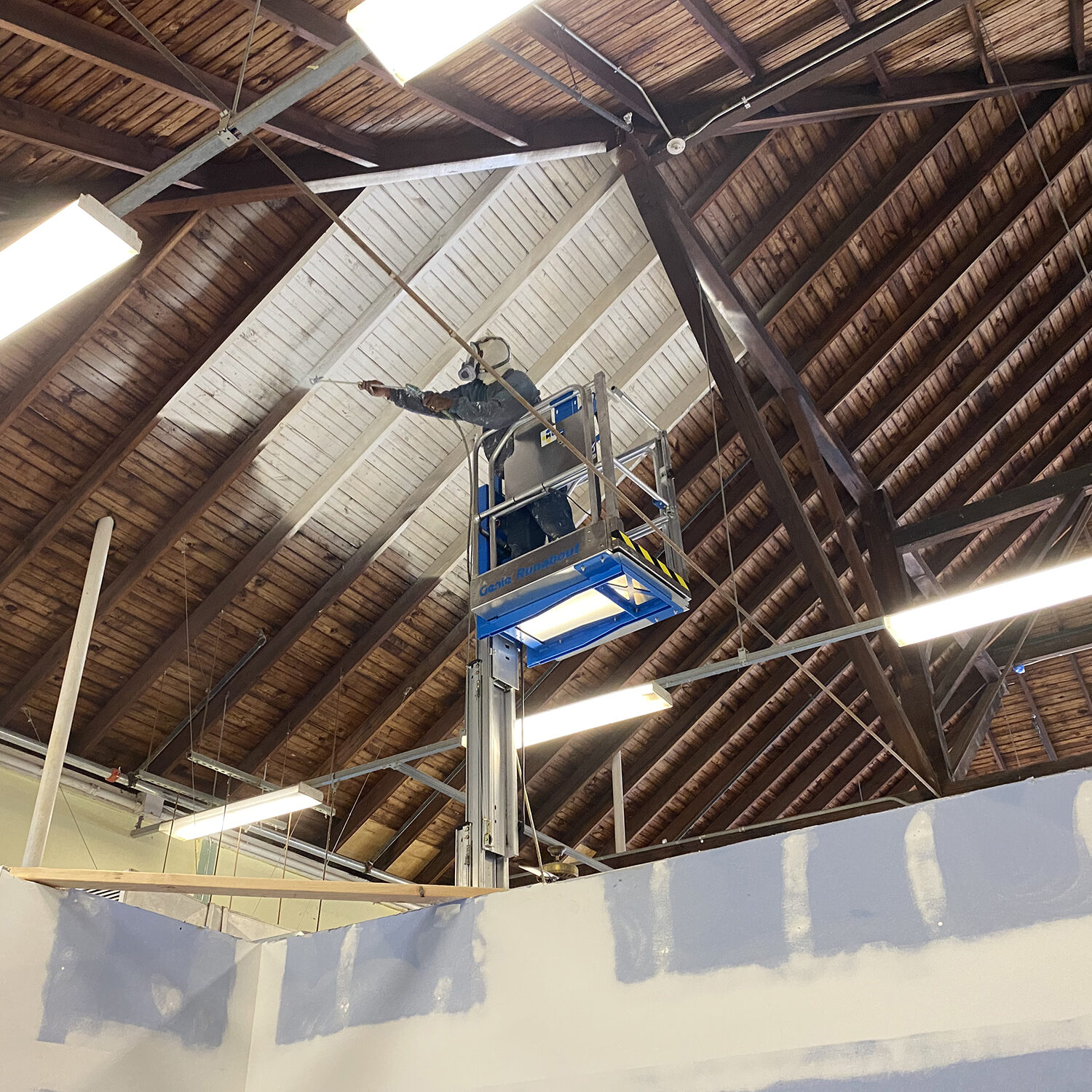 commercial-ceiling-painting-robergepainting